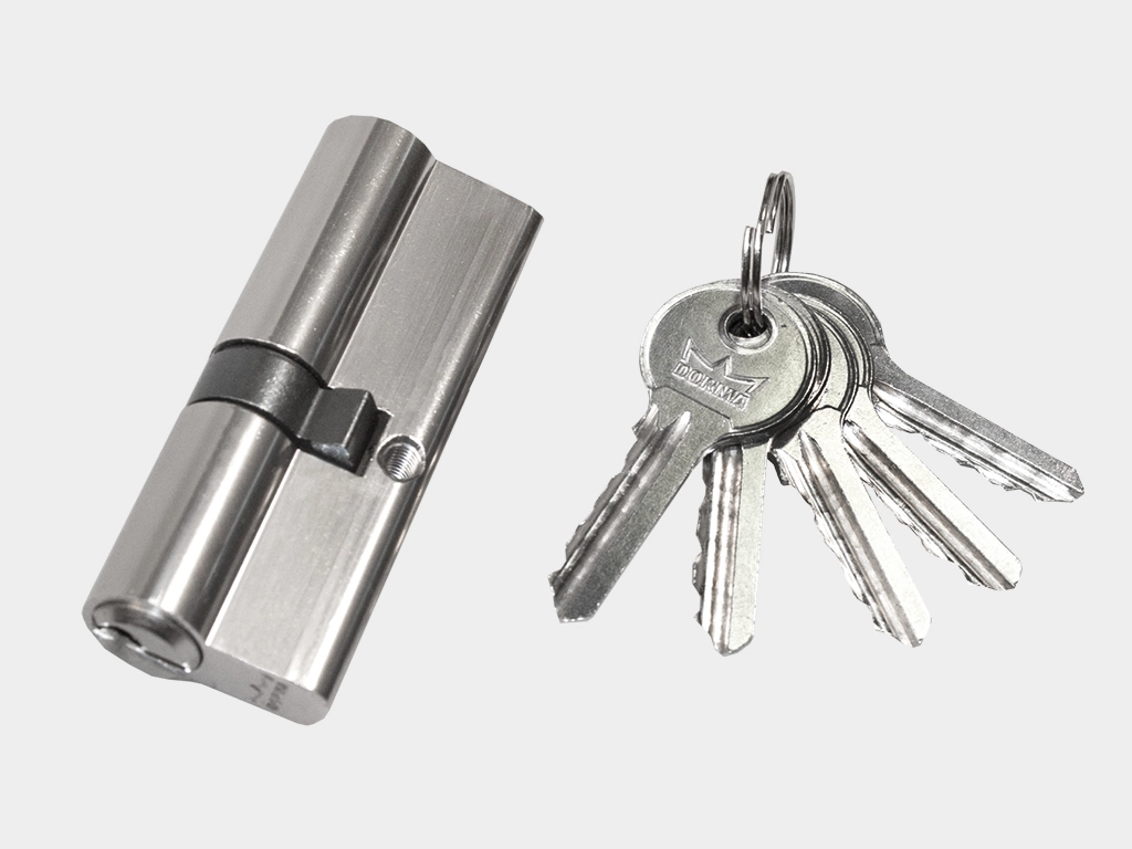 Цилиндровый механизм «ключ-ключ».